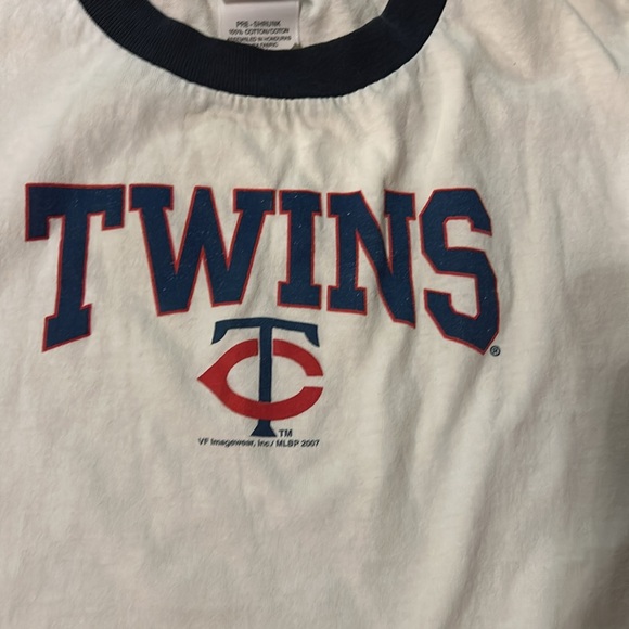 Twins tee - Picture 2 of 7